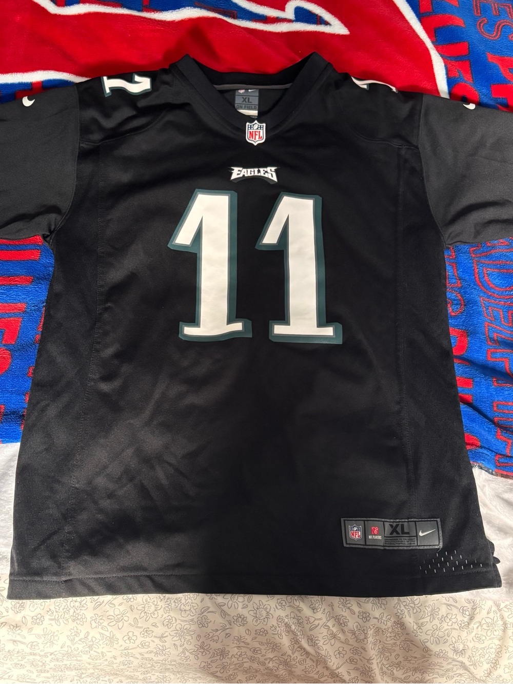 NFL Philadelphia Eagles #11 Youth XL Black Jersey - Nike